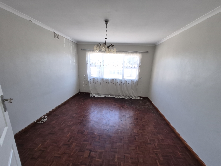 To Let 3 Bedroom Property for Rent in Rylands Western Cape